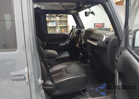 2014 Jeep Wrangler Unlimited Rubicon z USA, uszkodzony, nr VIN 1C4HJWFG0EL188922